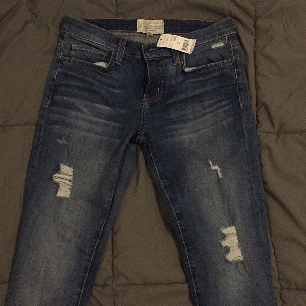 NWT Current Elliott Stiletto Niagara Destroy Jeans